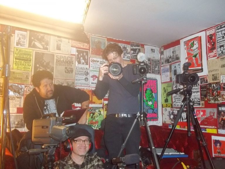 TURN-IT-AROUND-FILM-CREW-AT-WORK-Photo-b